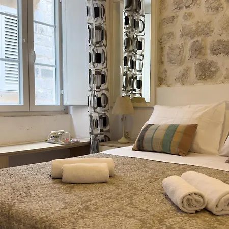 Cozy Lucic 1 I 2 Apartment *